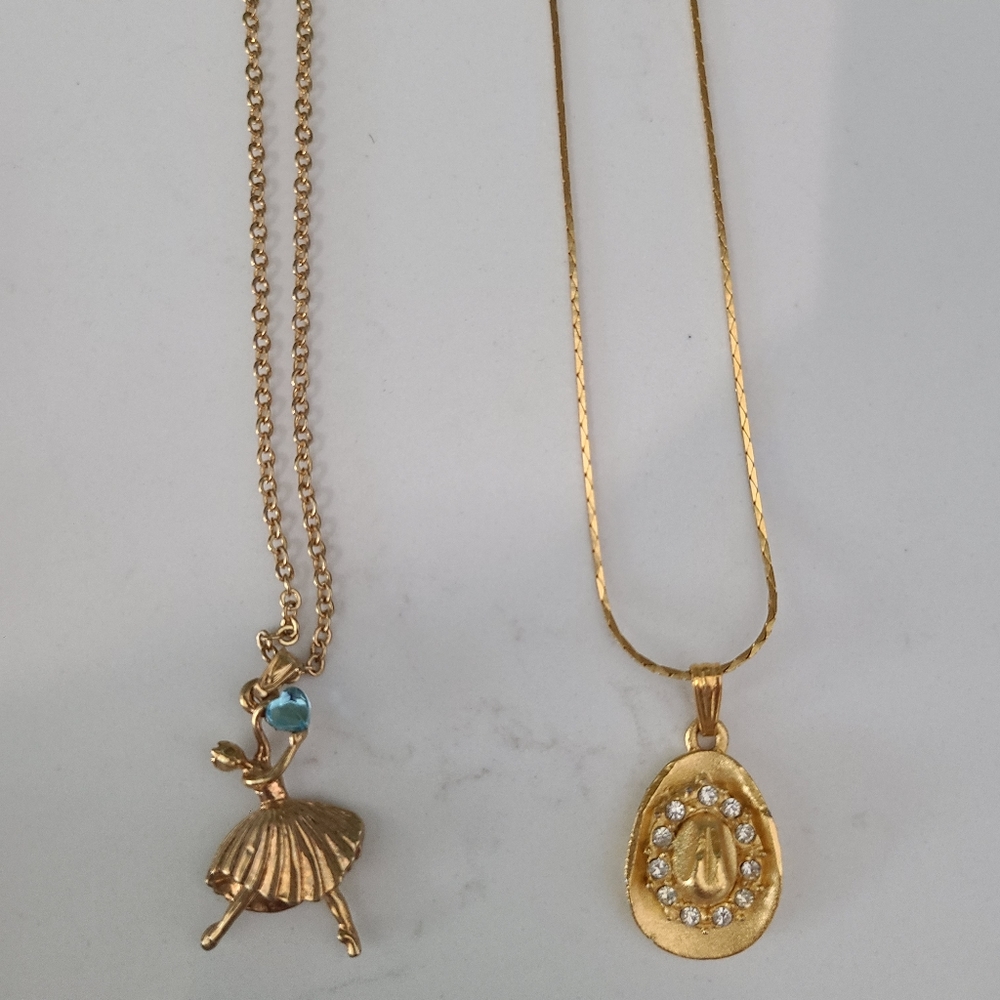 Children's necklace pair